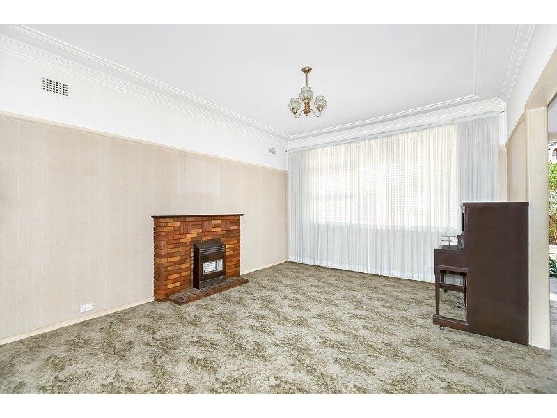 3 Elphinstone Street, Cabarita NSW 2137