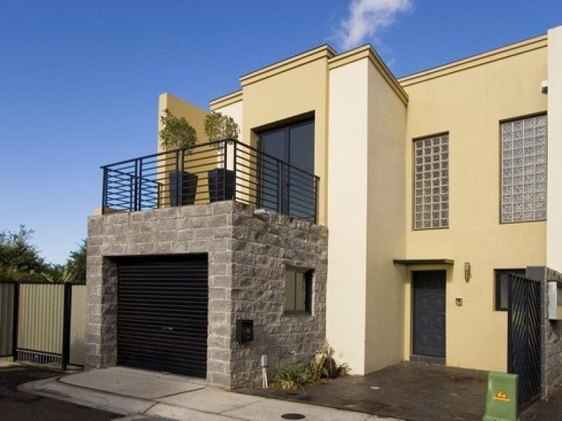 16 Farrow Lane, Tempe NSW 2044