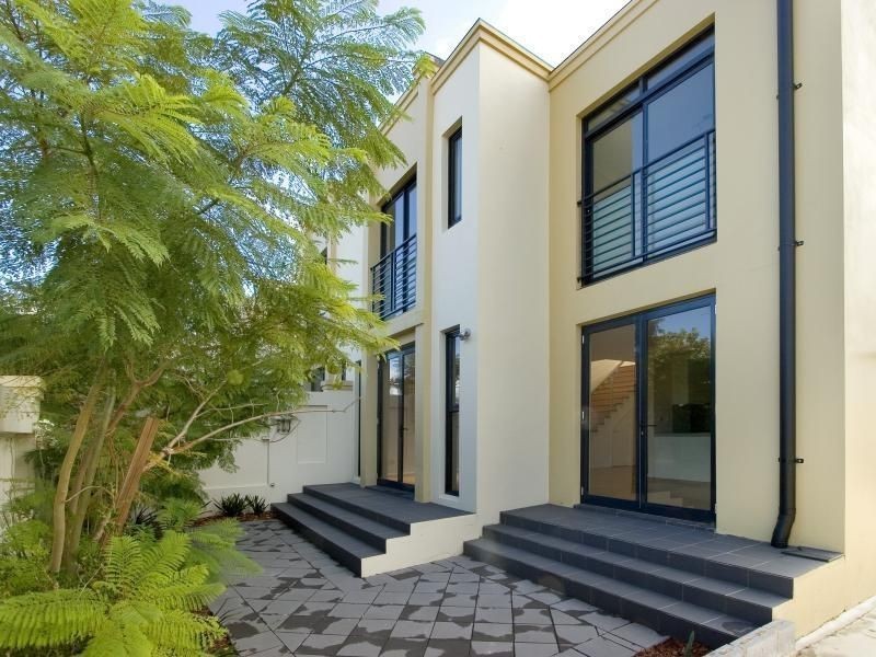 16 Farrow Lane, Tempe NSW 2044