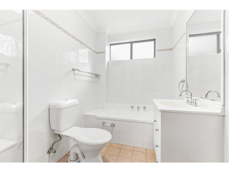 2/86 The Boulevarde, Lewisham NSW 2049