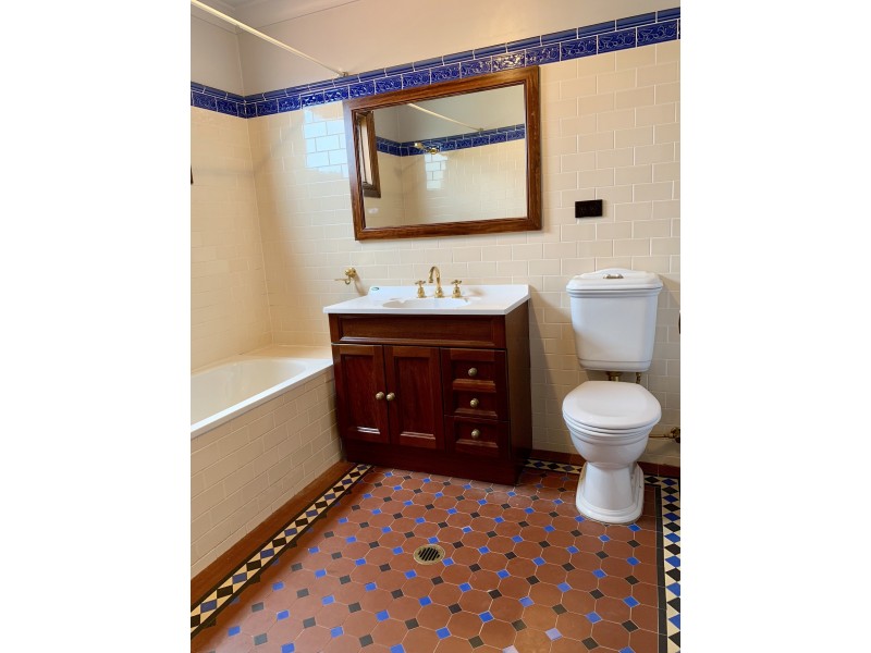 18 Dunstaffenage Street, Hurlstone Park NSW 2193