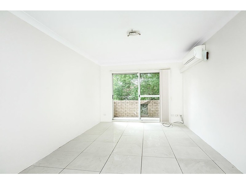 8/29 Alice Street, Harris Park NSW 2150