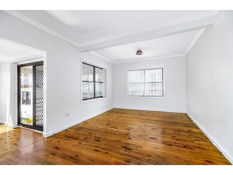 23 Eva Street, Roselands NSW 2196