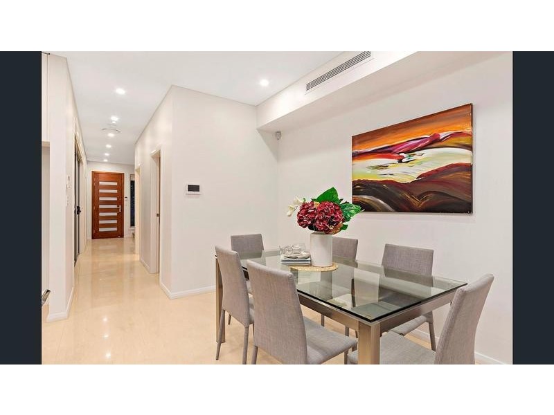 25A Latvia Avenue, Greenacre NSW 2190