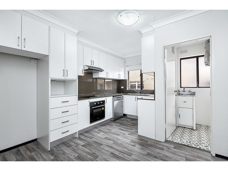 8/72 Burlington Road, Homebush NSW 2140