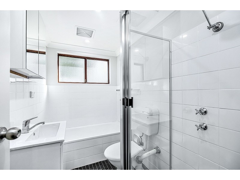 8/72 Burlington Road, Homebush NSW 2140