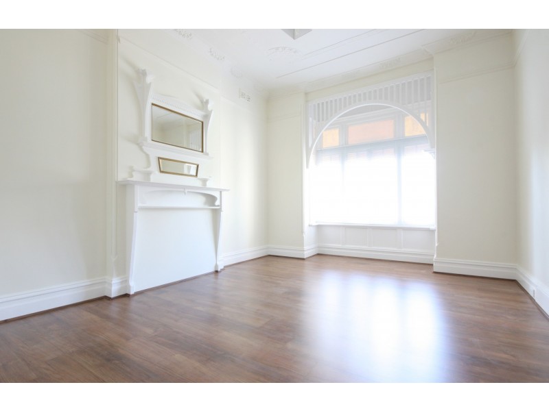 2/33 Canonbury Grove, Dulwich Hill NSW 2203