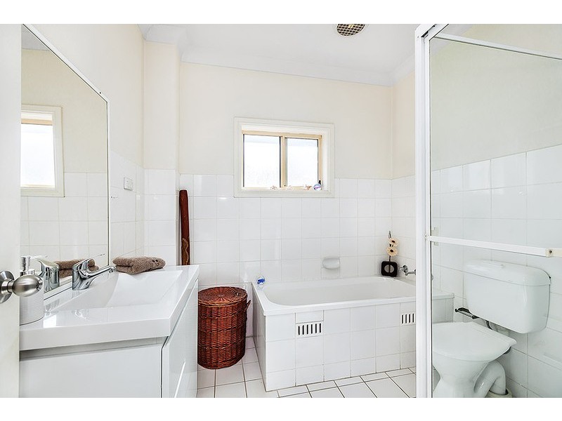 12/3A Queensborough Rd, Croydon Park NSW 2133