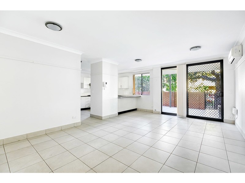 2/11-13 Crane Street, Homebush NSW 2140