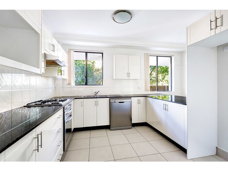 2/11-13 Crane Street, Homebush NSW 2140