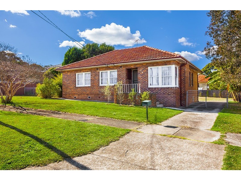 2 Macarthur Avenue, Strathfield NSW 2135