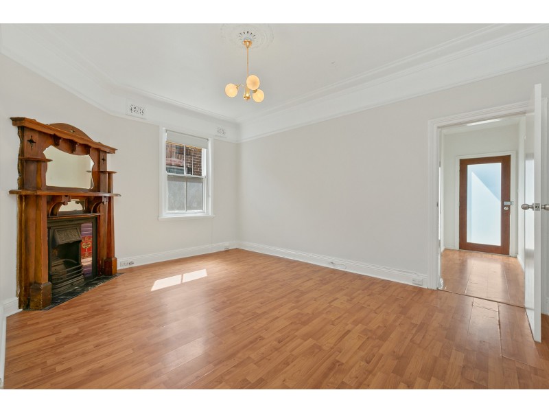 9 Tincombe Street, Canterbury NSW 2193