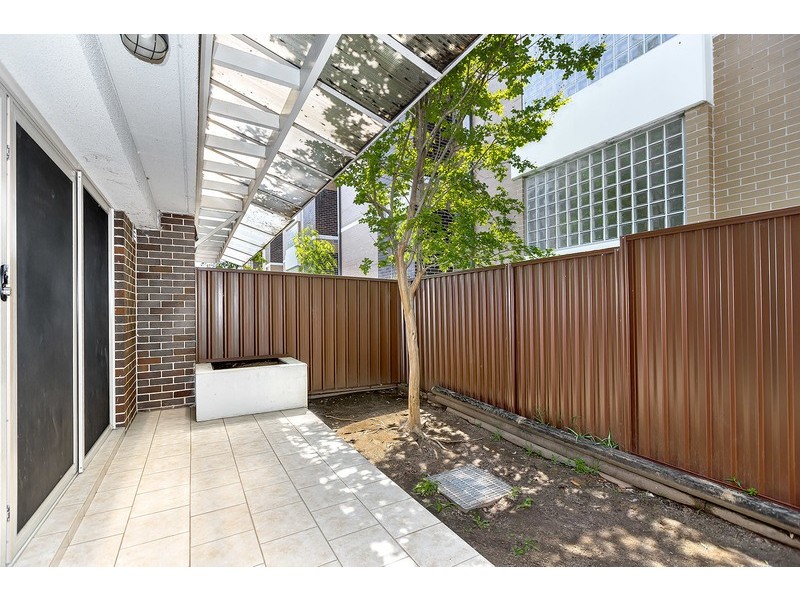 10/4 Burlington Road, Homebush NSW 2140