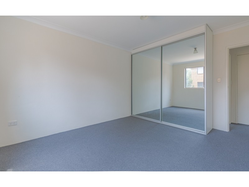 2/14-16 Central Ave, Westmead NSW 2145