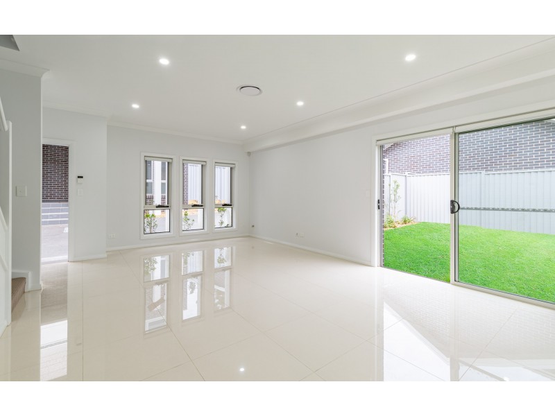 3/117-119 Stoddart Street, Roselands NSW 2196