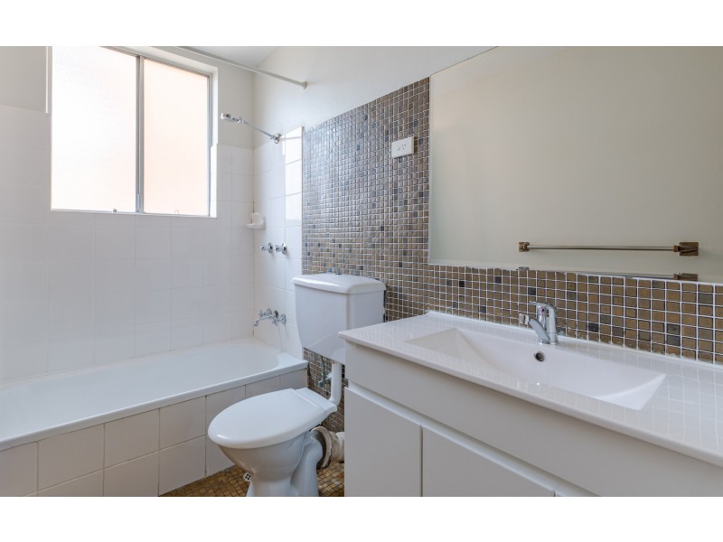 3/58 Burlington Road, Homebush NSW 2140