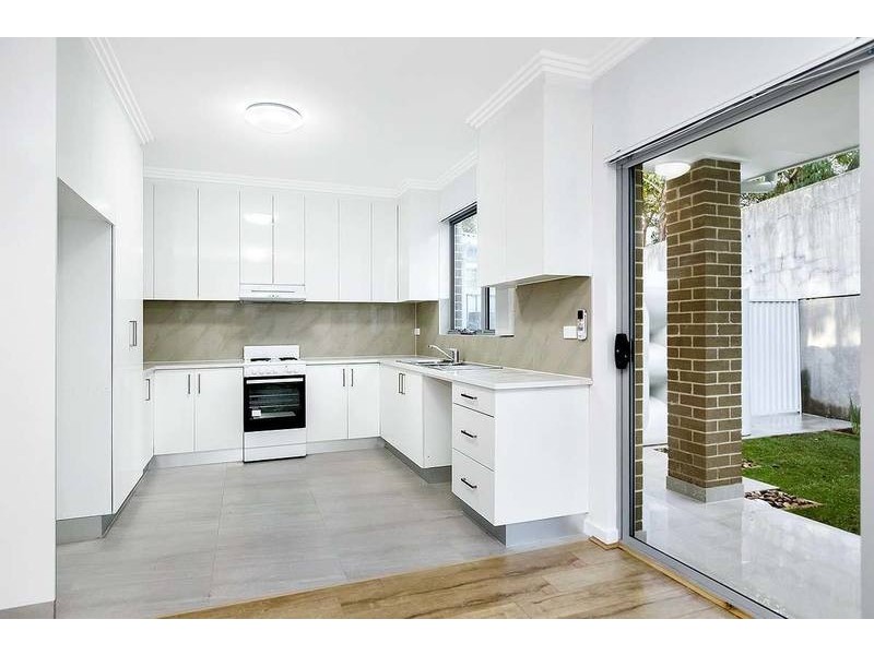 2/11 Harrison Avenue, Concord West NSW 2138