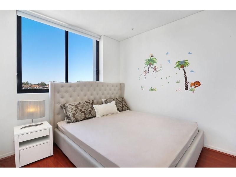 809/2B Charles Street, Canterbury NSW 2193