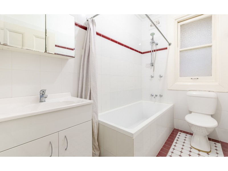 37 Northumberland Avenue, Stanmore NSW 2048