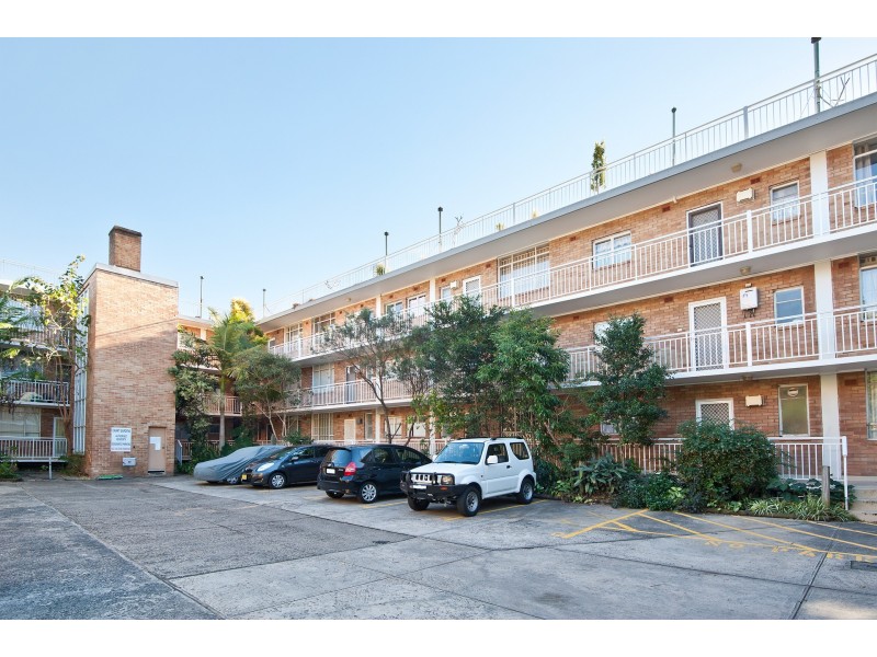 16/30 Ewart Street, Marrickville NSW 2204