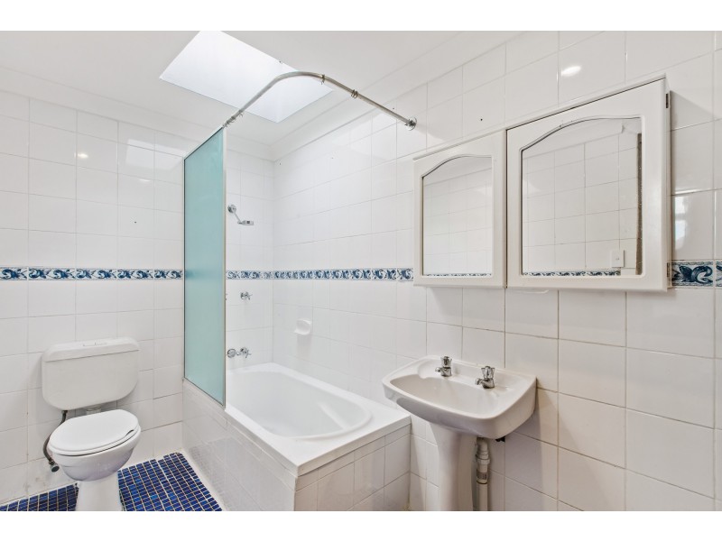 1/255 Stanmore Rd (ENTER VIA MERTON LANE), Stanmore NSW 2048