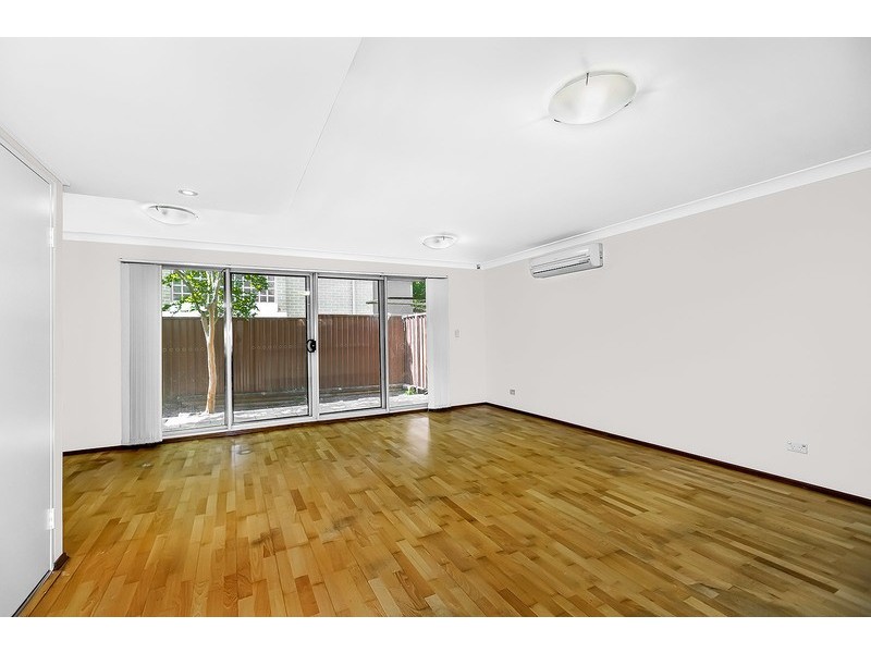 10/4 Burlington Road, Homebush NSW 2140