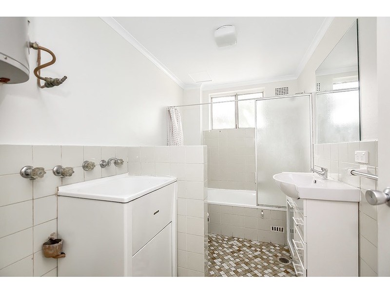 6/4 Eastbourne Road, Homebush West NSW 2140