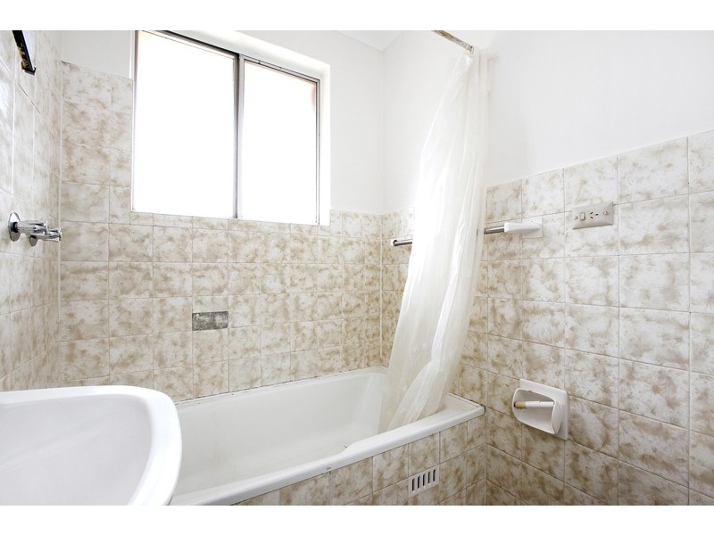 9/14 Willeroo Street, Lakemba NSW 2195