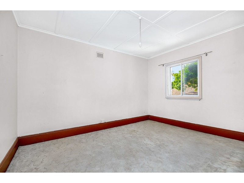 2/27 Wemyss Street, Enmore NSW 2042