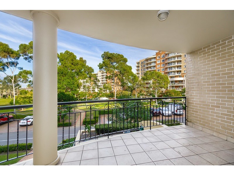 11/3 Bradley Place, Liberty Grove NSW 2138