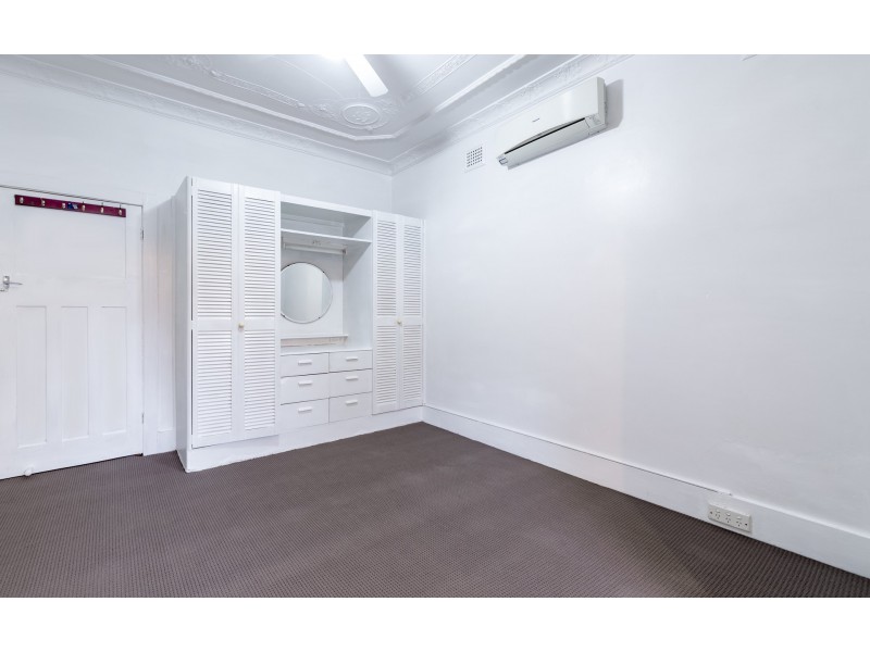 6 Mount Pleasant Avenue, Burwood NSW 2134