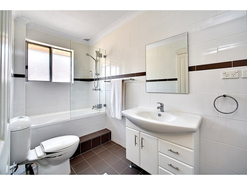 4/10 Hampstead Road, Homebush West NSW 2140