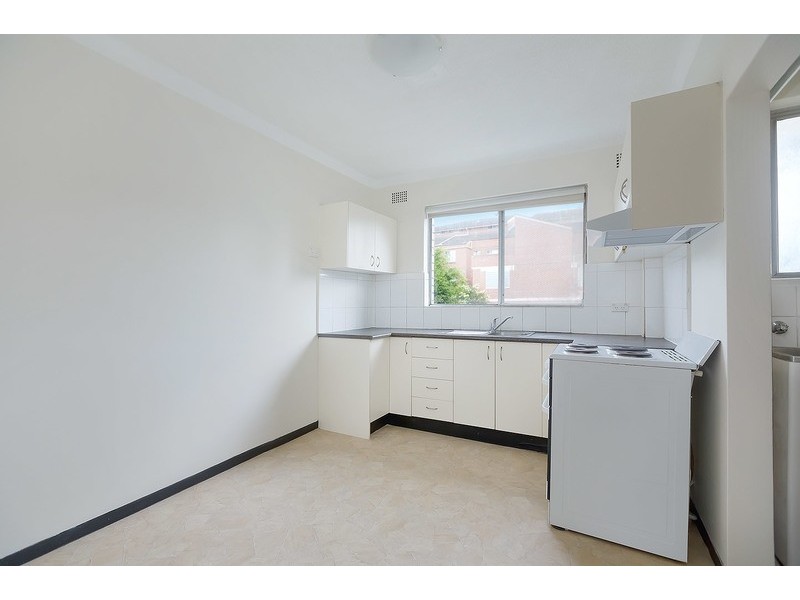 2/48 Burlington Road, Homebush NSW 2140