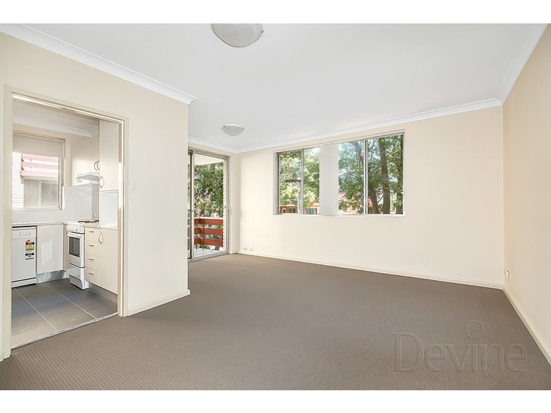 2/72 Charlotte Street, Ashfield NSW 2131