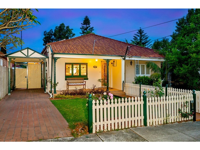 32 Kembla Street, Croydon Park NSW 2133