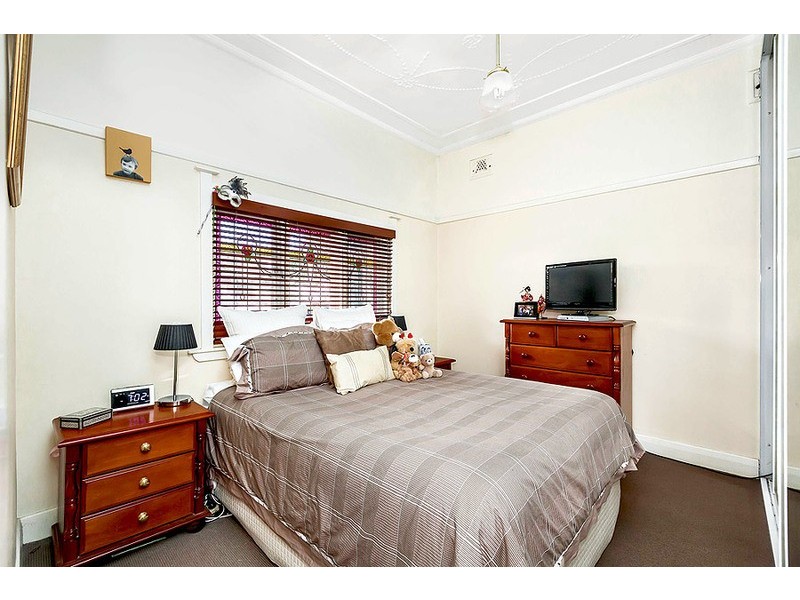 32 Kembla Street, Croydon Park NSW 2133