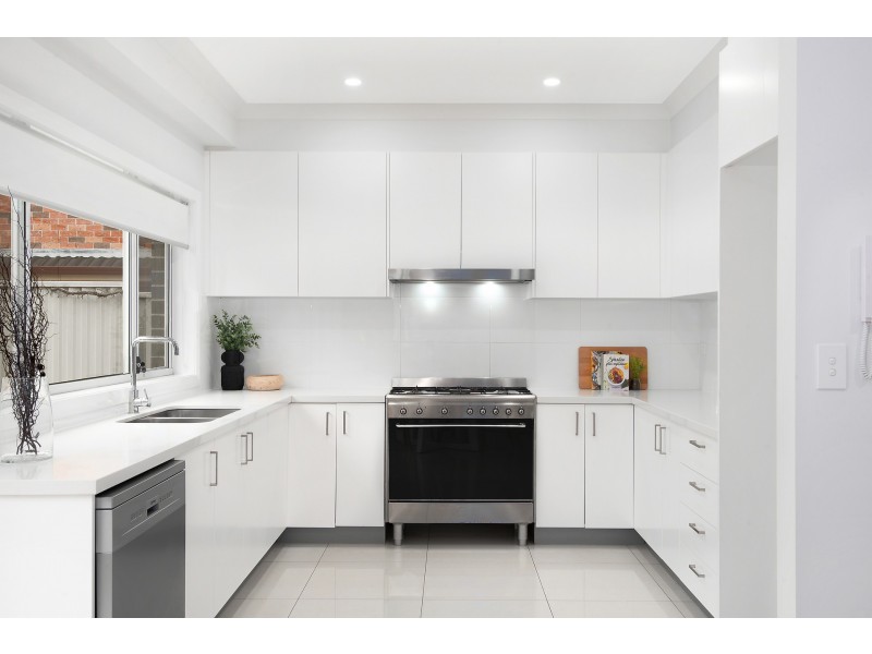 3/117-119 Stoddart Street, Roselands NSW 2196