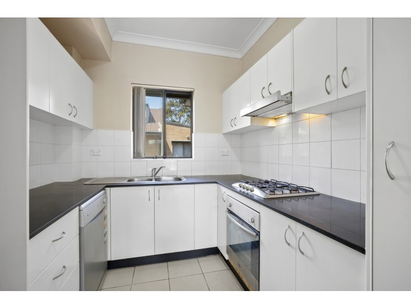 42/9-17 Eastbourne Road, Homebush West NSW 2140