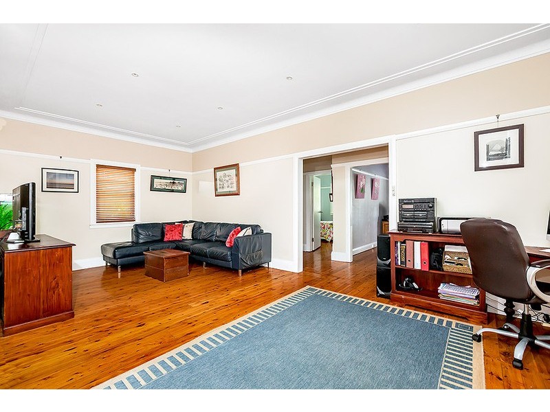 42 Arthur Street, Rodd Point NSW 2046