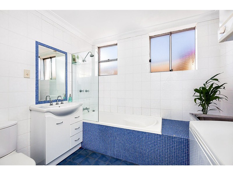 42 Arthur Street, Rodd Point NSW 2046