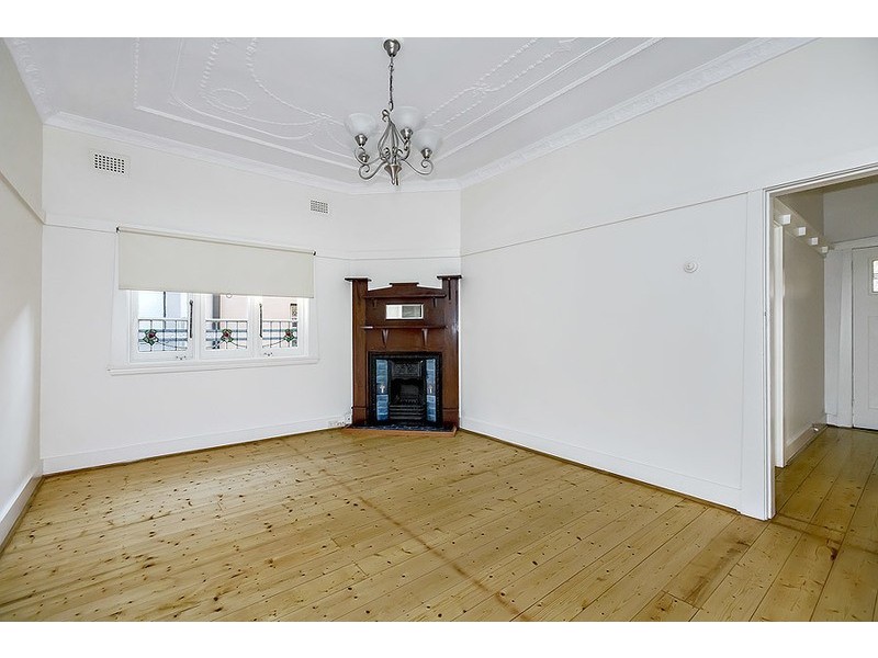 8 Carrington Street, North Strathfield NSW 2137