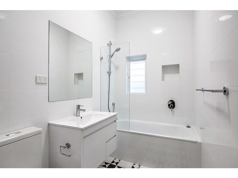 8 Carrington Street, North Strathfield NSW 2137