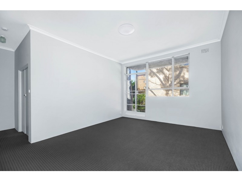 18/18A Ewart Street, Marrickville NSW 2204