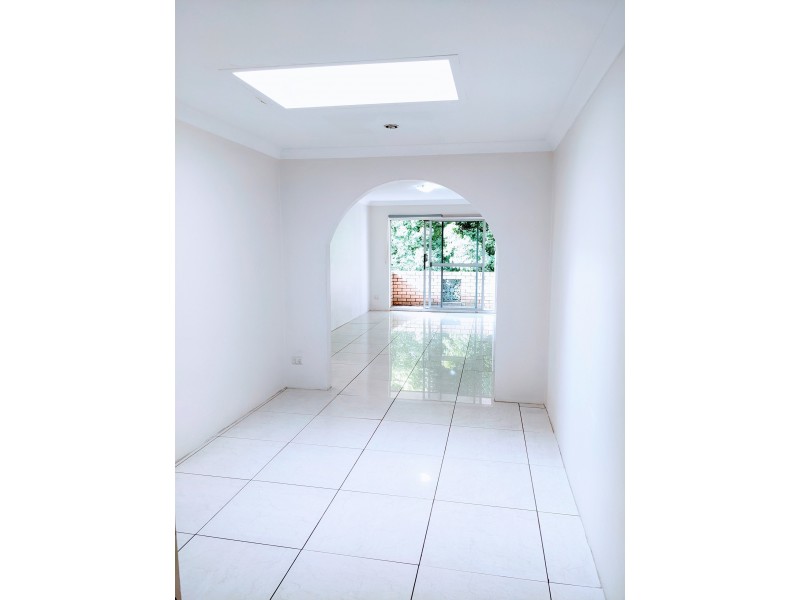 8/29 Alice Street, Harris Park NSW 2150