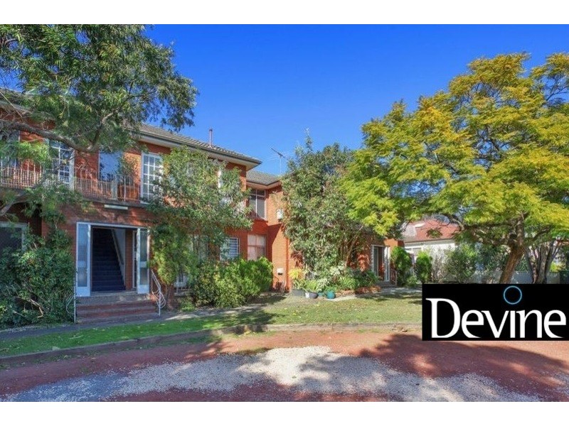 8/6 Kresser Grove, Canterbury NSW 2193