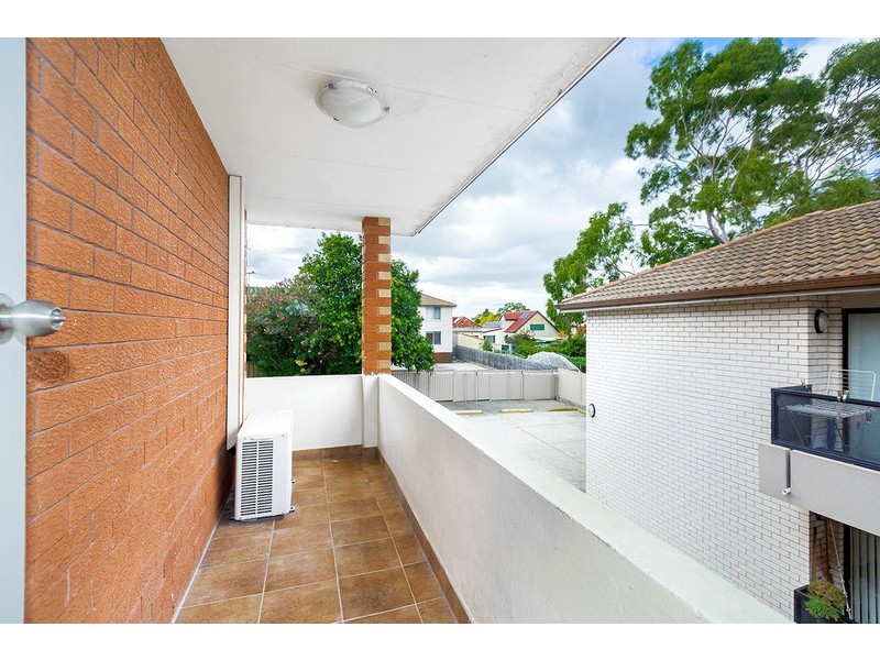 8/40 Duntroon Street, Hurlstone Park NSW 2193
