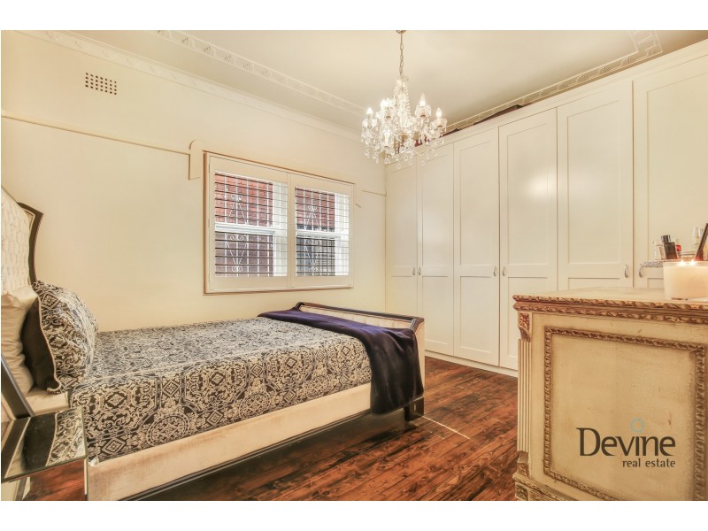 1/11 The Avenue, Ashfield NSW 2131