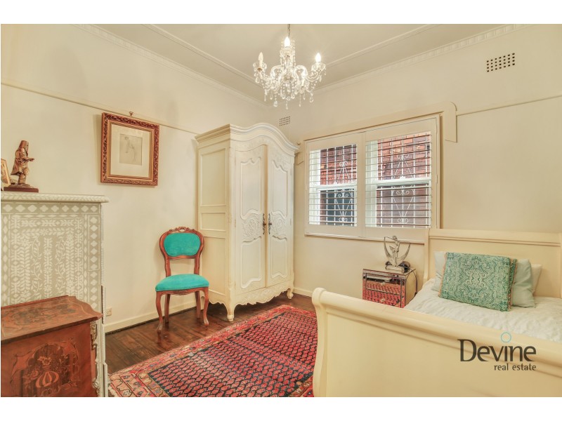1/11 The Avenue, Ashfield NSW 2131