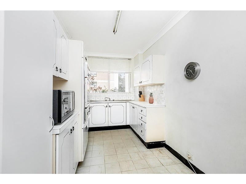 8/18 Victoria Street, Burwood NSW 2134