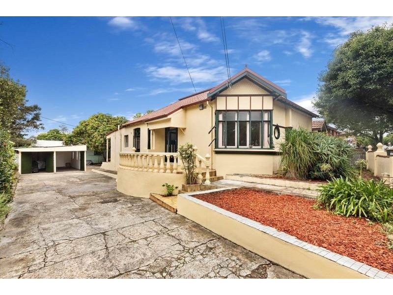 Rear Flat (2)/194 Addison Road, Marrickville NSW 2204